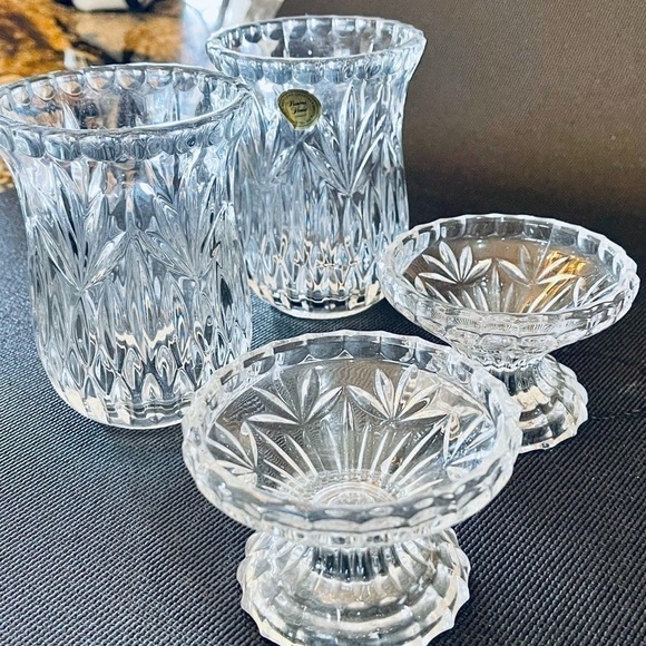 Set of vintage Princess cut crystal glass candleholders - Picture 3 of 7